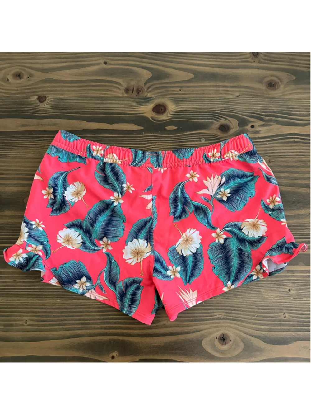 Girls Roxy Floral Shorts Size XL 14 Red Green Tropical Print Ruffle Hem